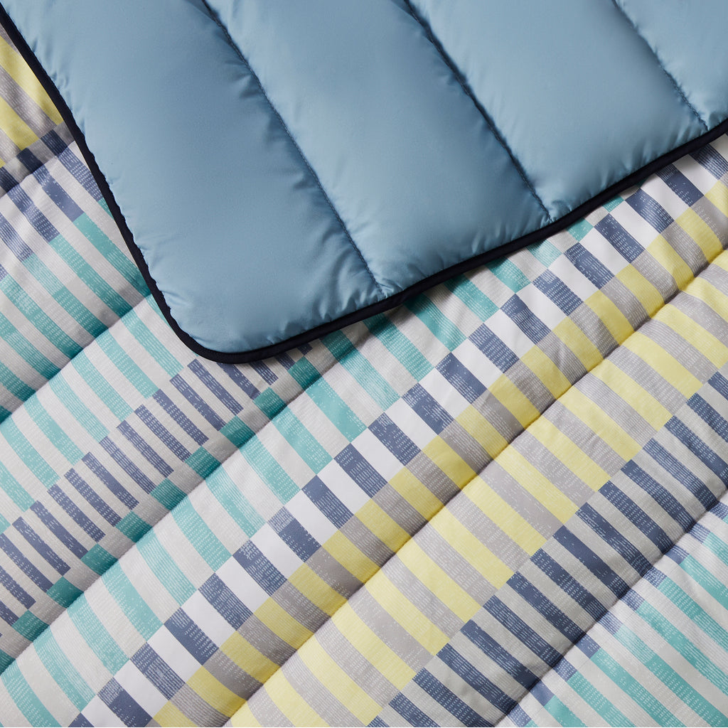 Night Lark Striped Shores Coverless Duvet Close Up