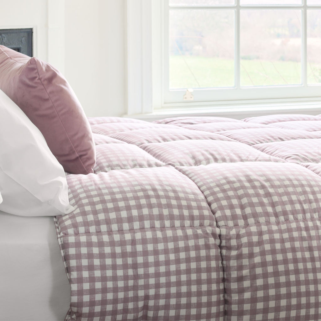 Night Lark/ Night Owl  Gingham Coverless Duvet In Frosted Berry